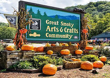 great smoky arts crafts community