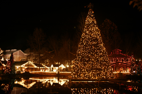 Smoky Mountain Christmas At Dollywood