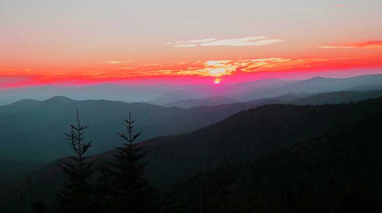 clingmans dome hikers