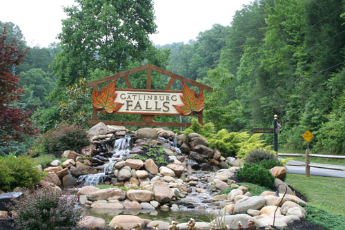 Gatlinburg Falls Resort